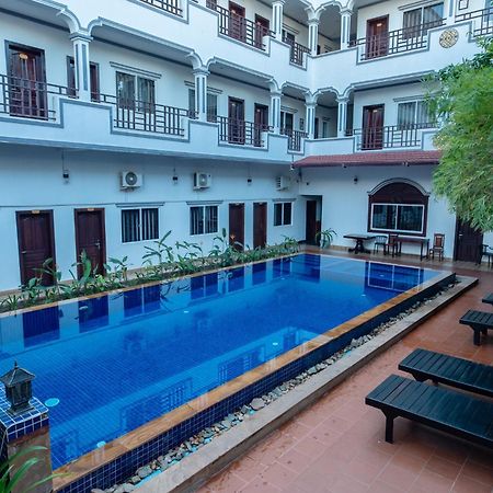 Golden Bakong Boutique Hotel เสียมราฐ ภายนอก รูปภาพ