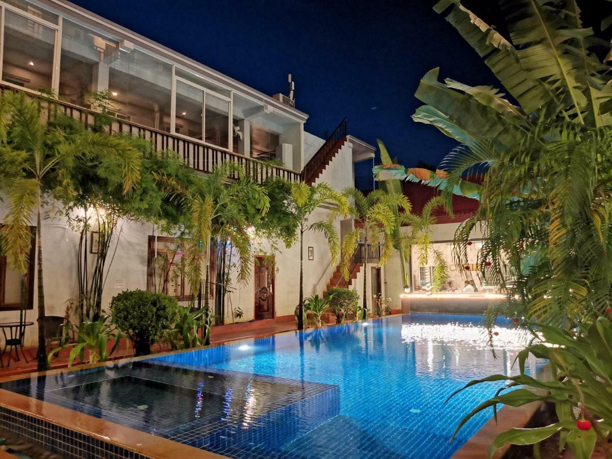 Golden Bakong Boutique Hotel เสียมราฐ ภายนอก รูปภาพ